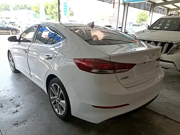 Hyundai Celesta 2016