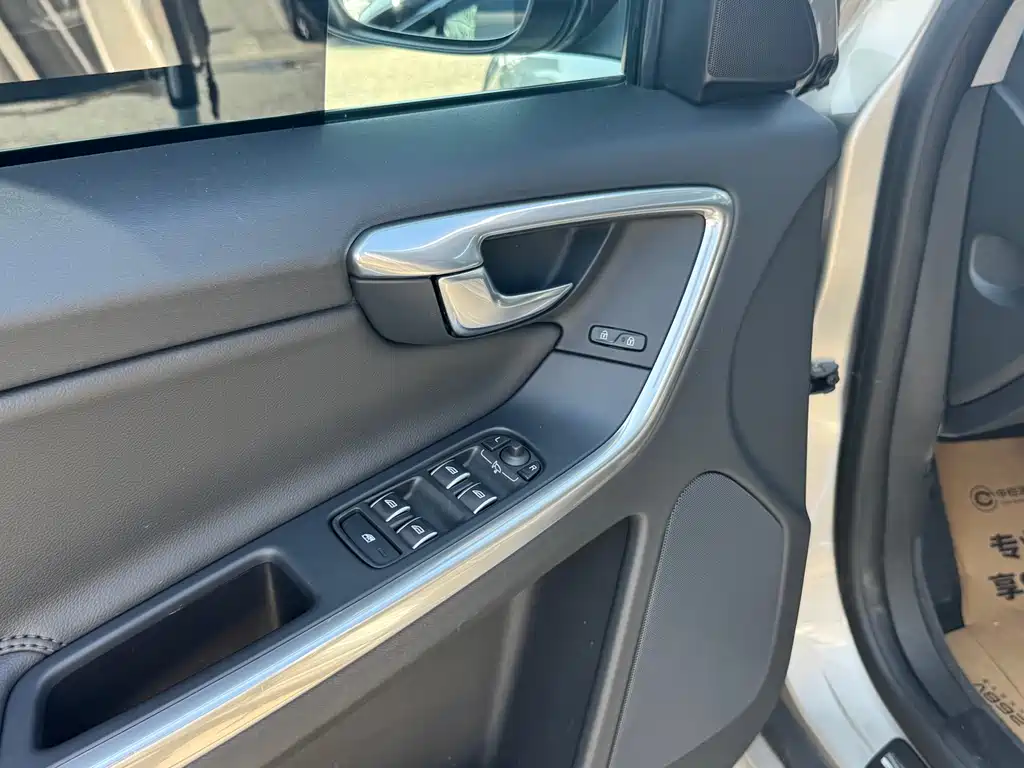 Volvo XC60 2016