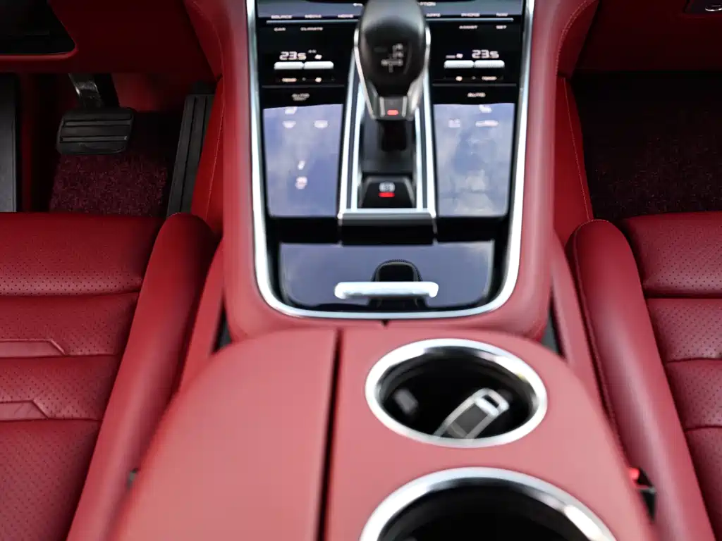 Porsche Panamera 2021 — фото 10