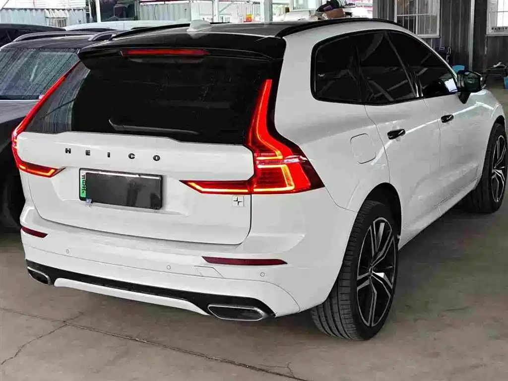 Volvo XC60 PHEV 2021 — фото 9