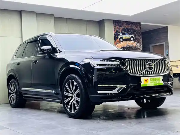 Volvo XC90 Plug-In Hybrid 2022