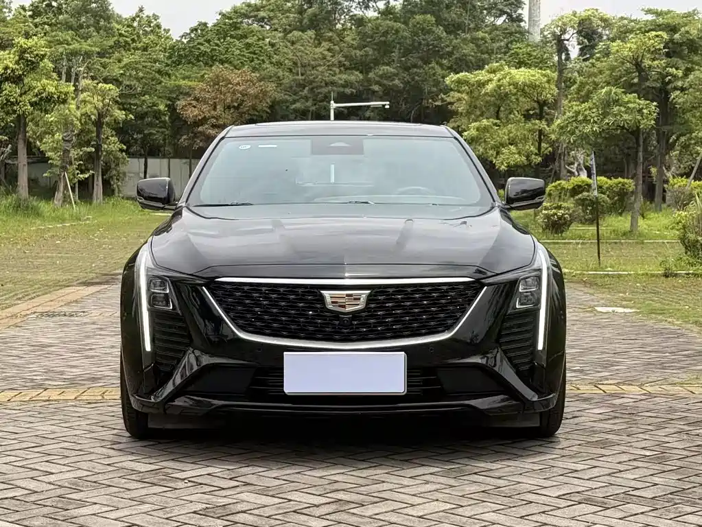 Cadillac CT5 2026 — фото 2