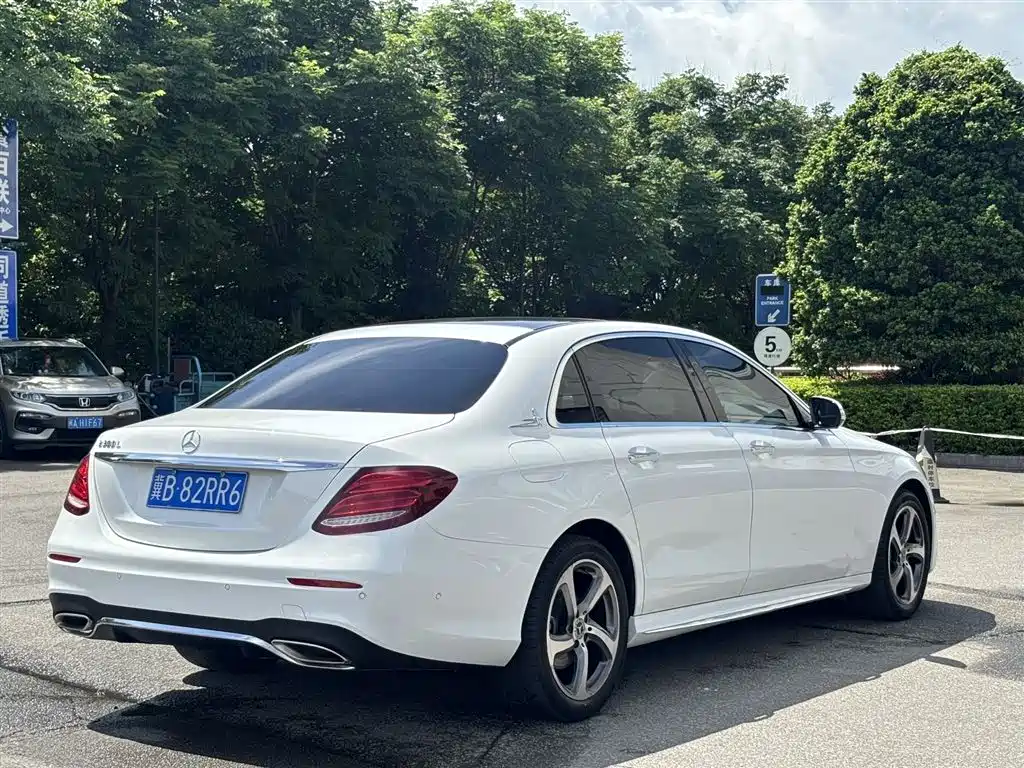 Mercedes-Benz E-Class 2018 — фото 5