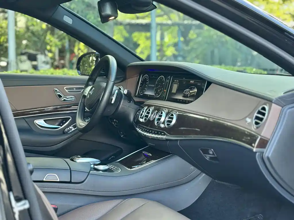 Mercedes-Benz S-Class 2015 — фото 20