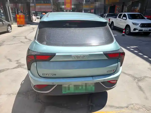 Neta V 2022