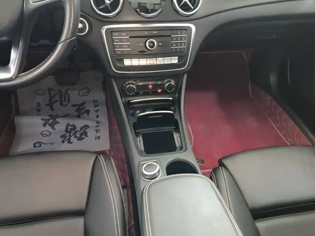 Mercedes-Benz GLA 2018 — фото 14