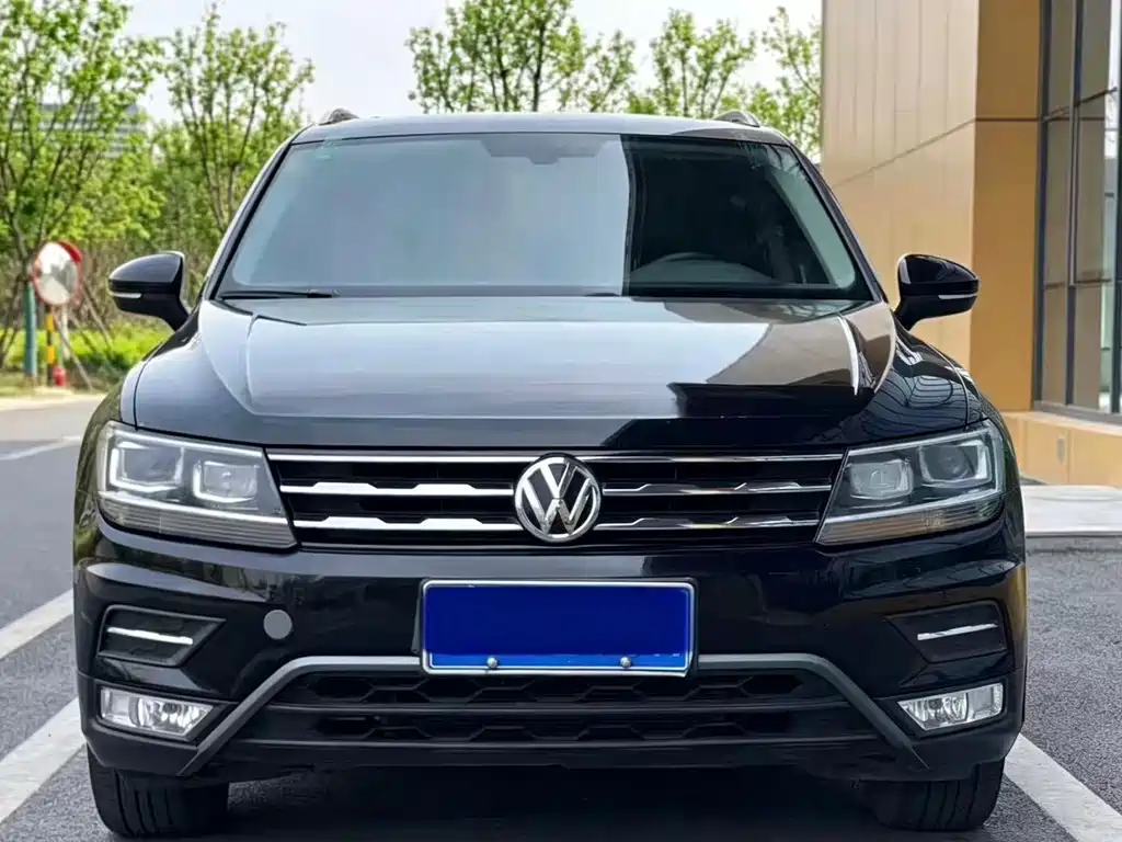Volkswagen Tiguan L 2019 — фото 2