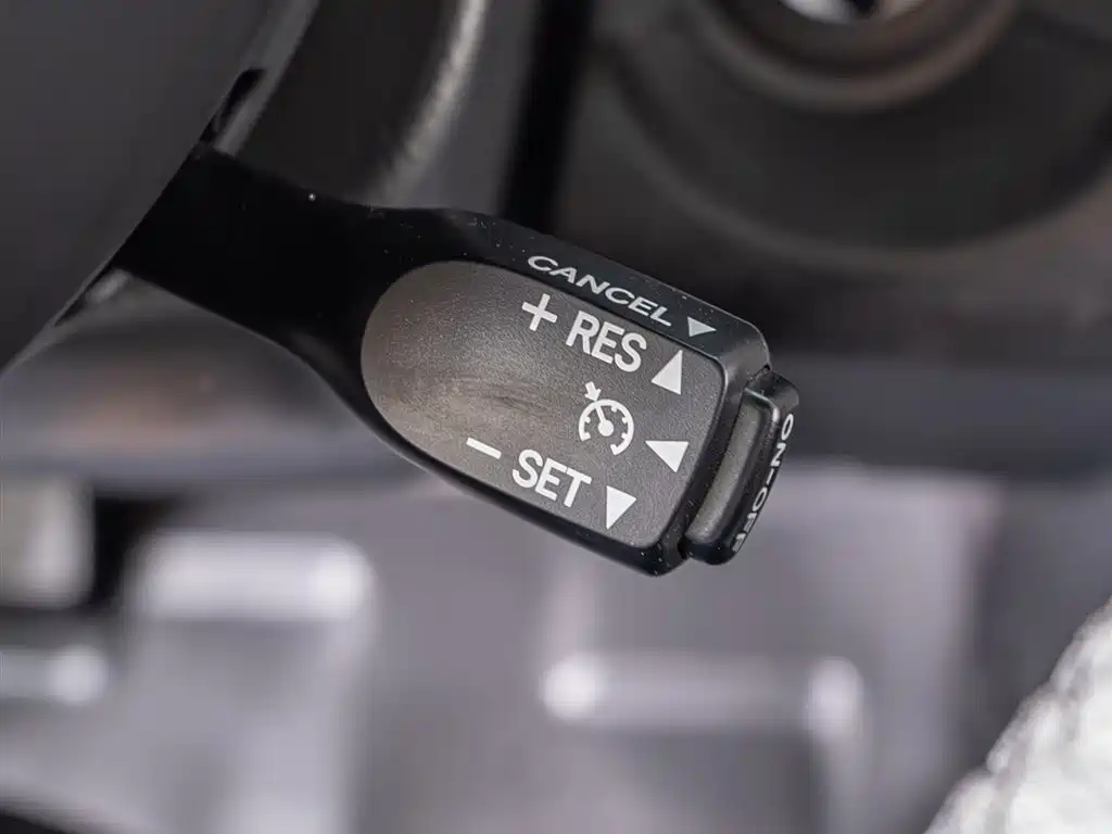Toyota FJ Cruiser 2019 — фото 23
