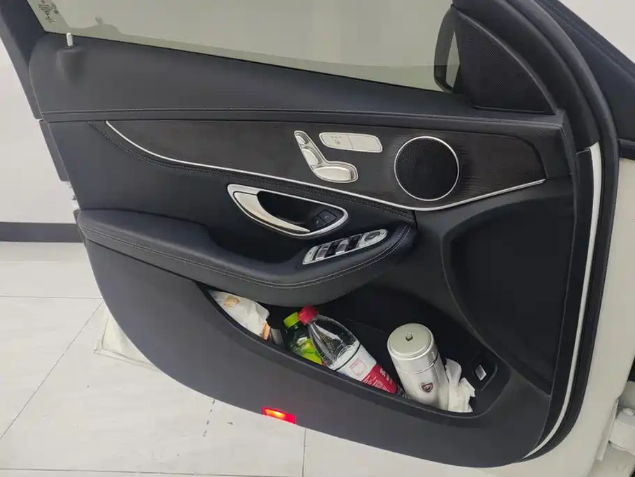Mercedes-Benz C-Class 2019