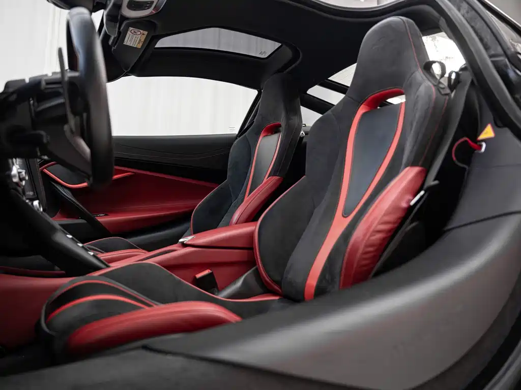 McLaren 720S 2020 — фото 13