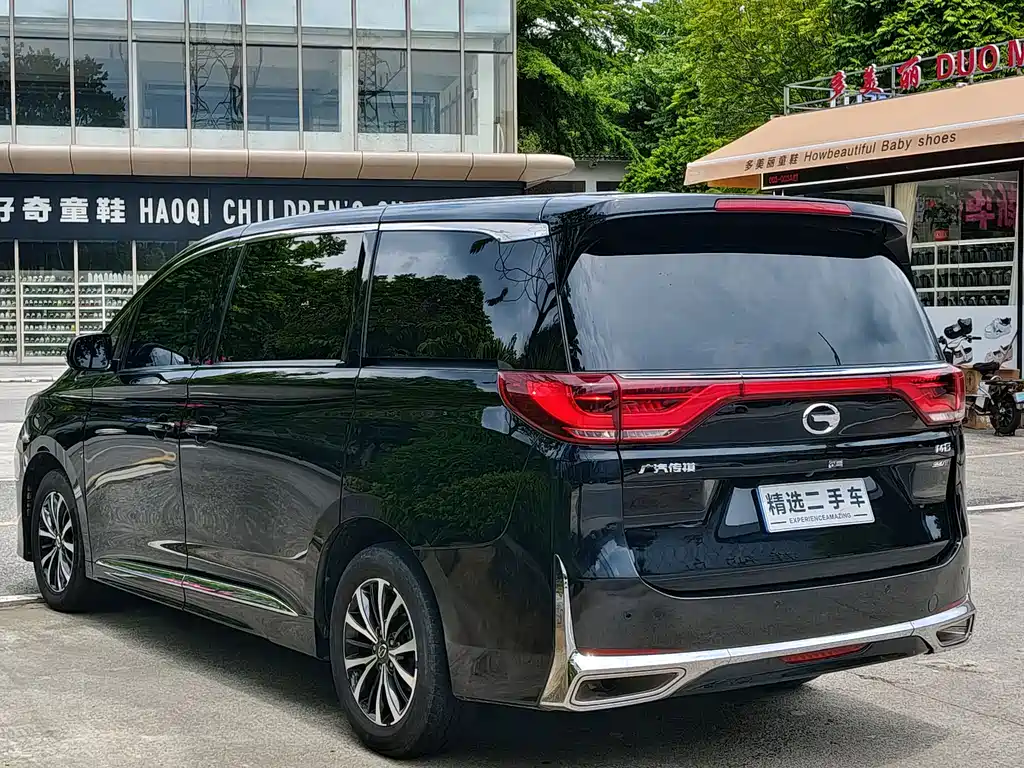 GAC Trumpchi M8 2022 — фото 7