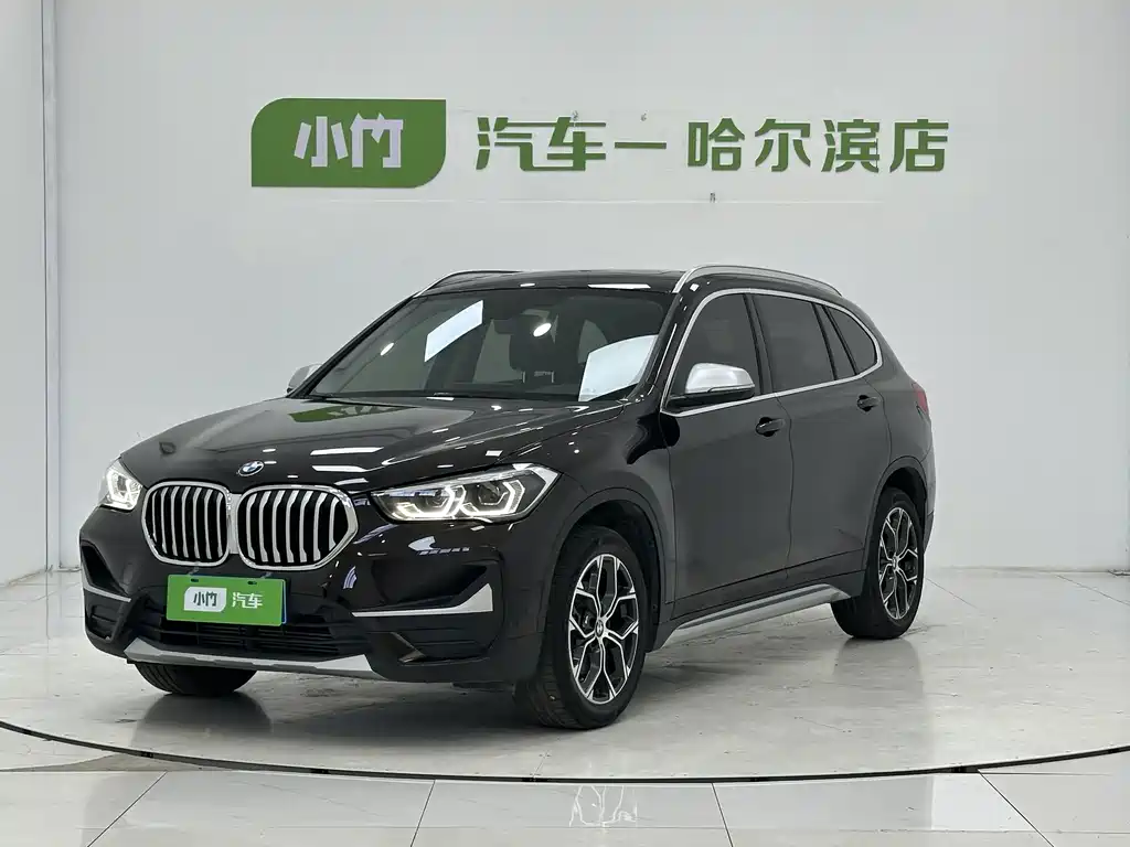 BMW X1 2022 — фото 1