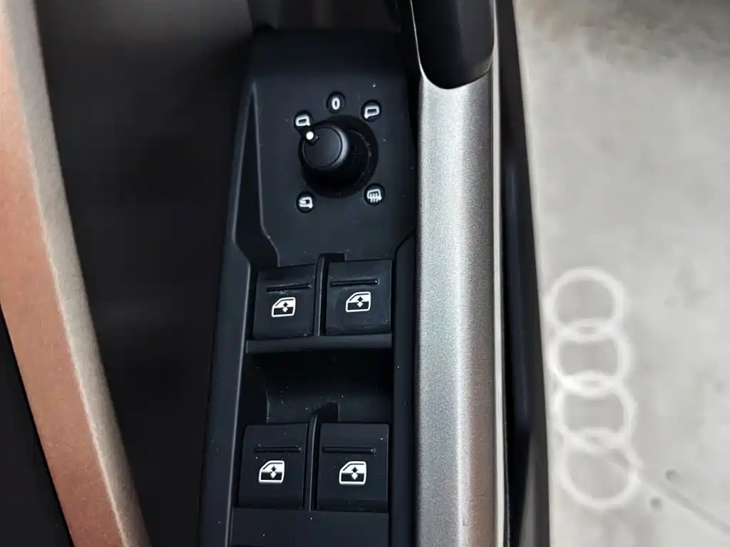 Audi Q3 2022 — фото 16