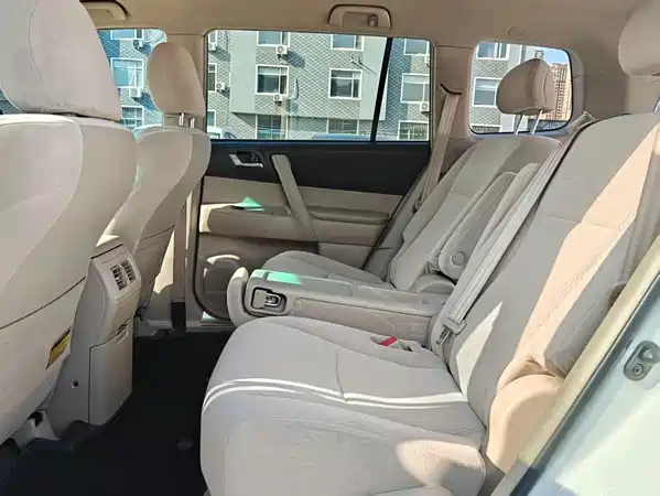 Toyota Highlander 2013