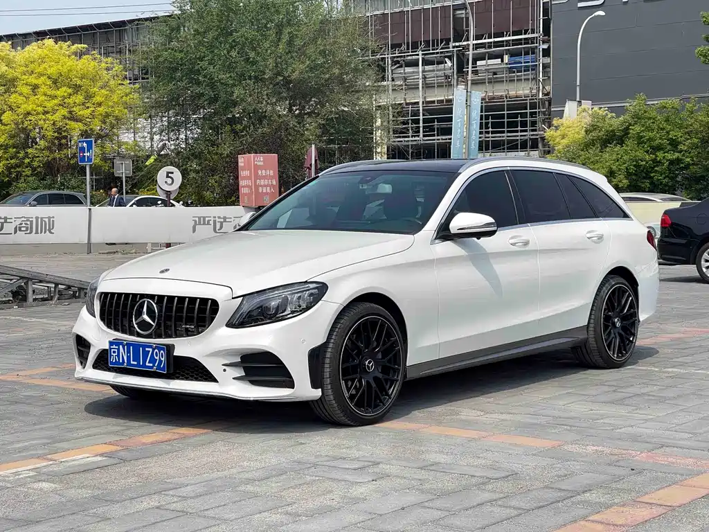 Mercedes-Benz C-Class 2017 — фото 1
