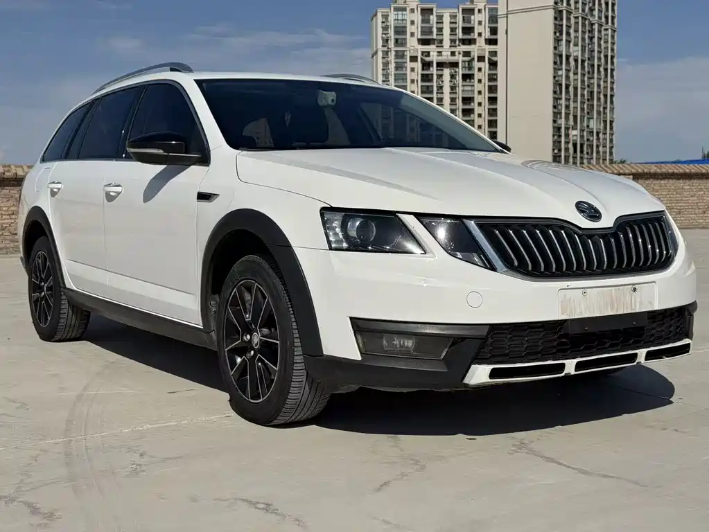 Skoda Octavia 2018 — фото 3