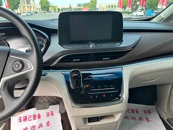 Buick GL8 2022