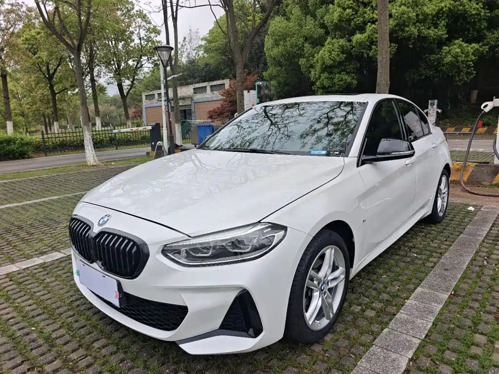 BMW 1 Series 2022