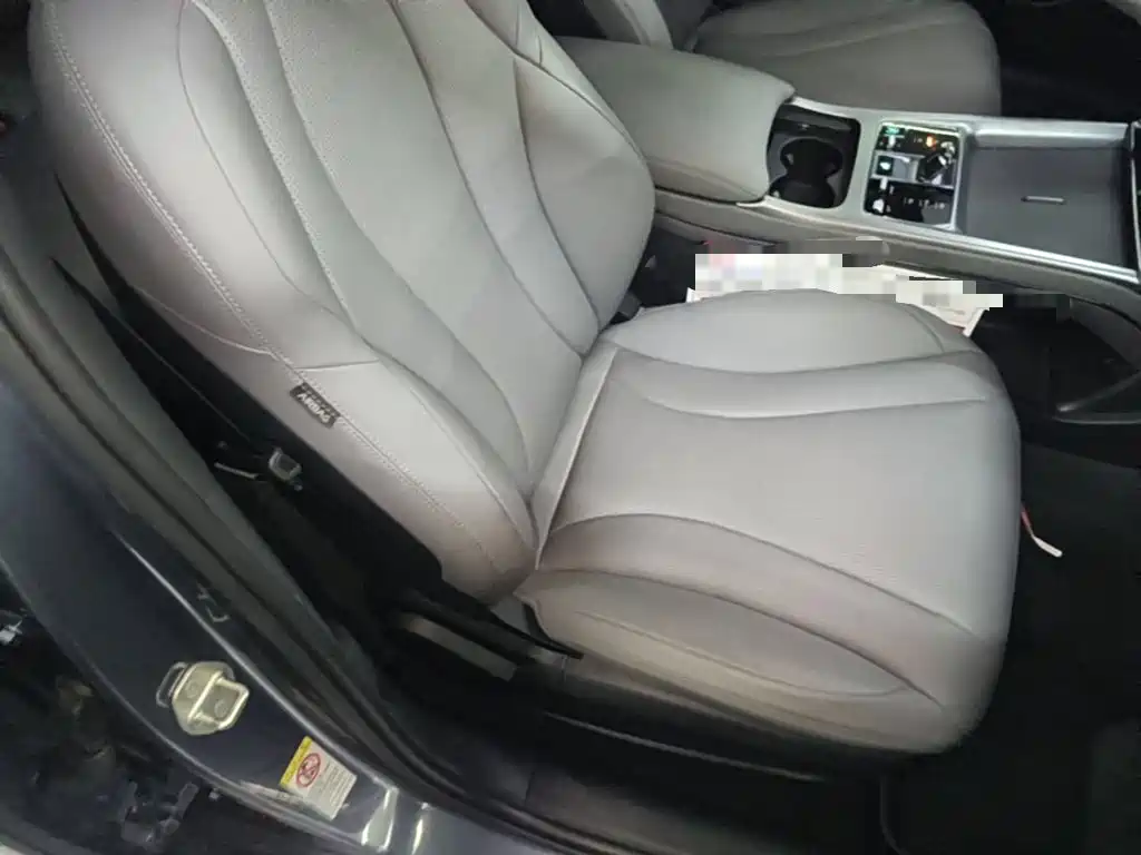 BYD Seal 07 DM-i 2024 — фото 25