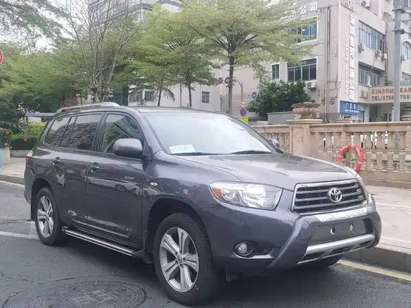 Toyota Highlander 2011