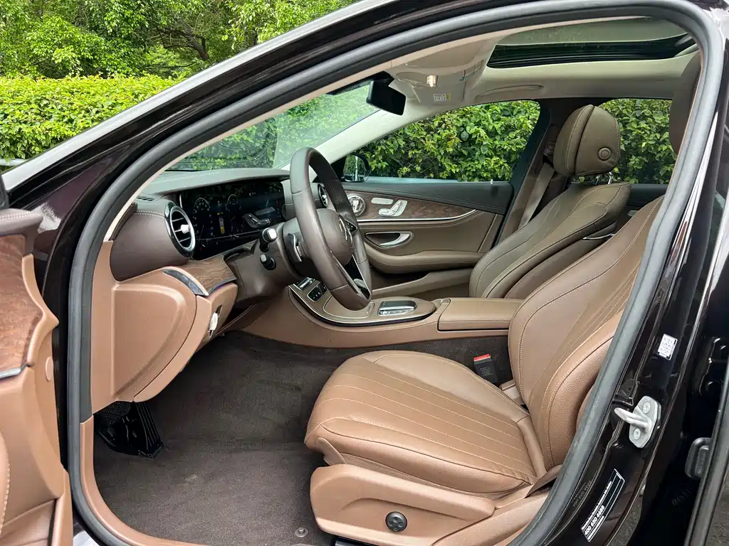 Mercedes-Benz E-Class 2023