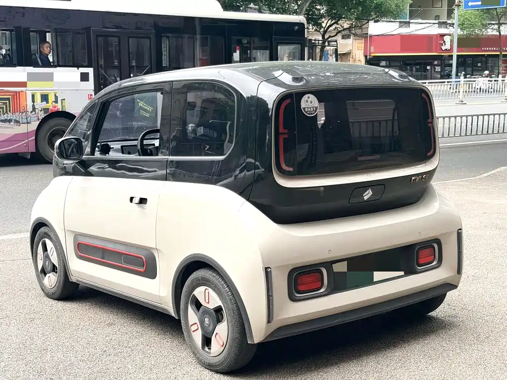 Baojun KiWi EV 2021 — фото 4