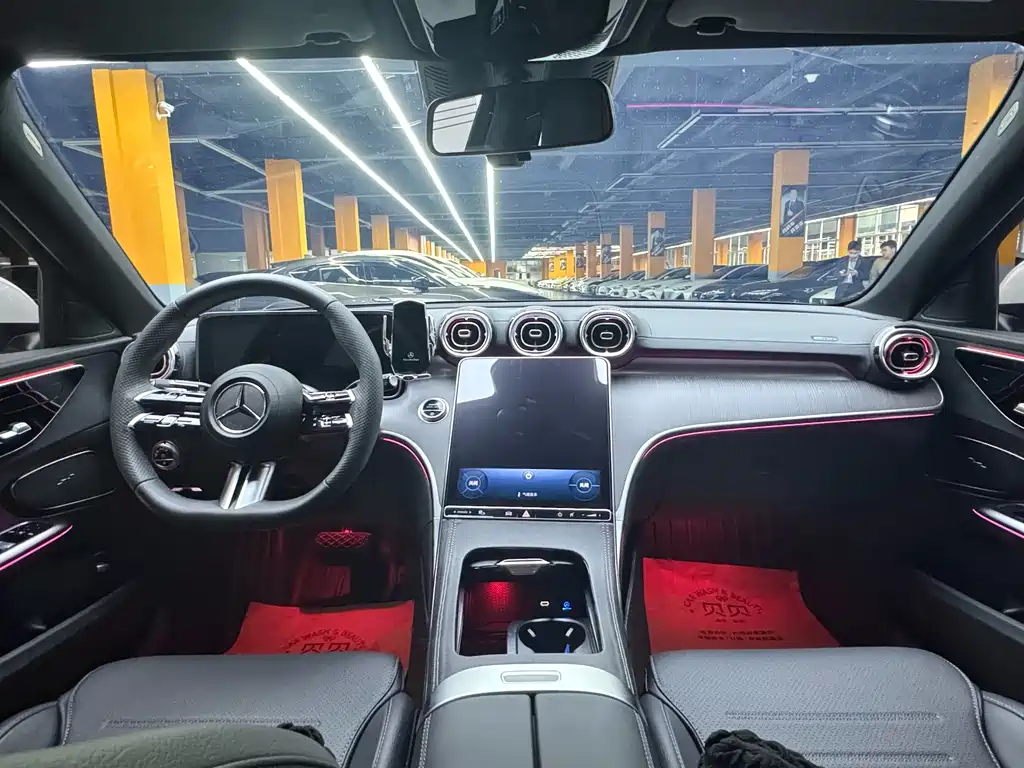 Mercedes-Benz C-Class 2023 — фото 5
