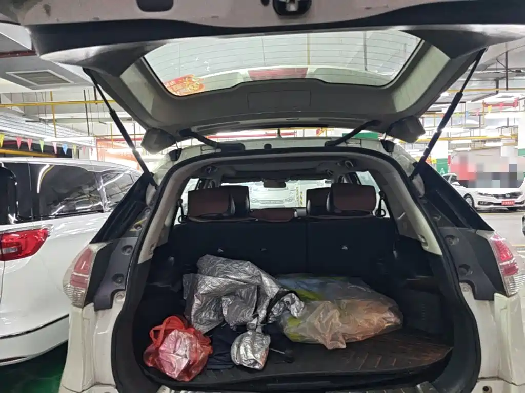 Nissan X-Trail 2015 — фото 19