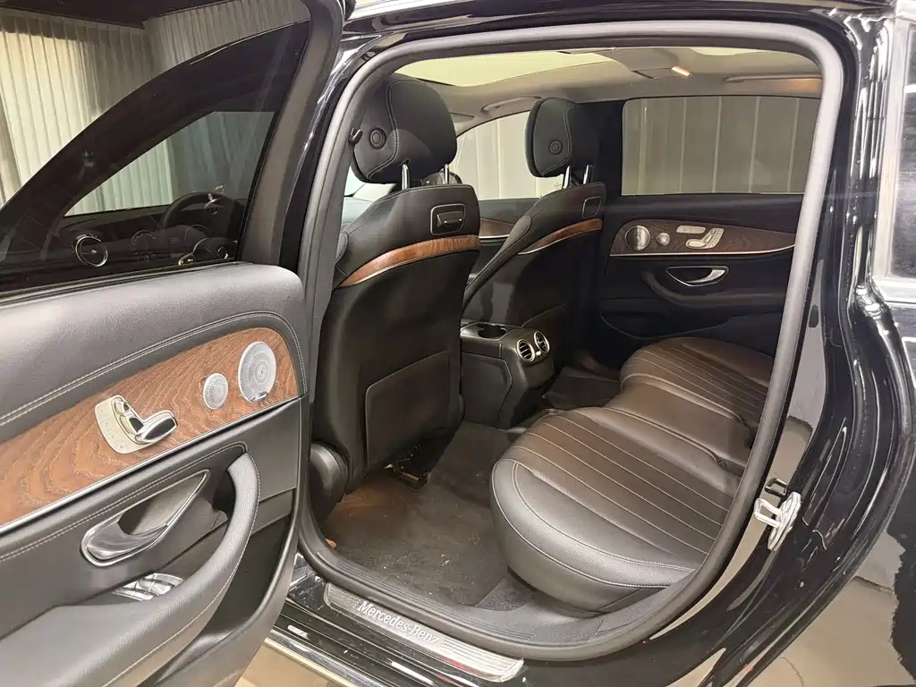 Mercedes-Benz E-Class 2020