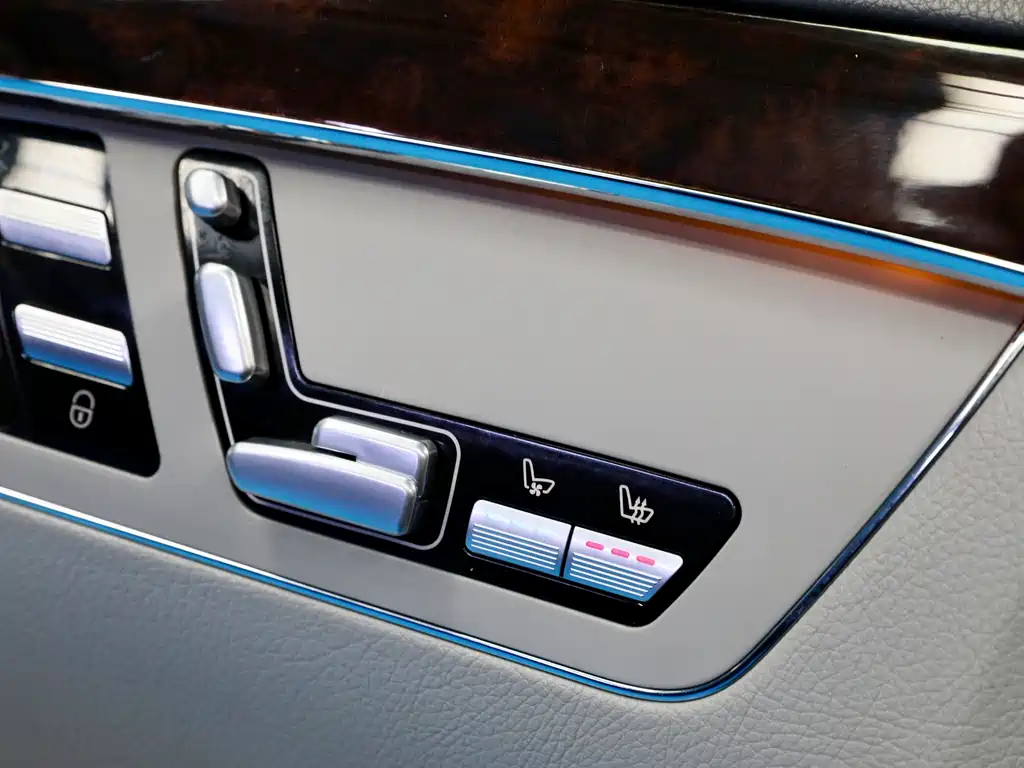 Mercedes-Benz S-Class 2010 — фото 17