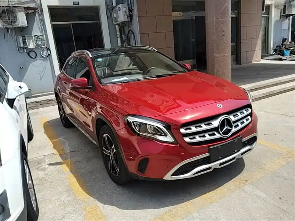 Mercedes-Benz GLA 2018 — фото 4