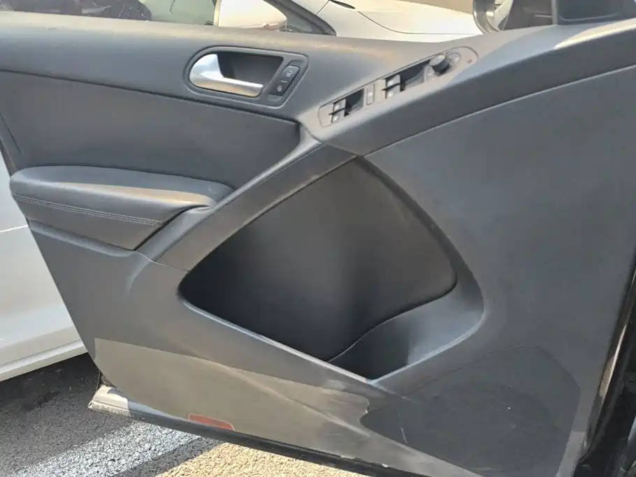 Volkswagen Tiguan 2015