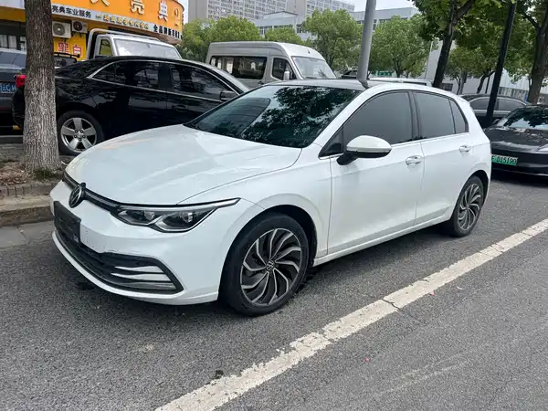 Volkswagen Golf 2022