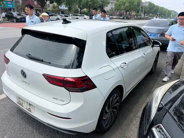 Volkswagen Golf 2022