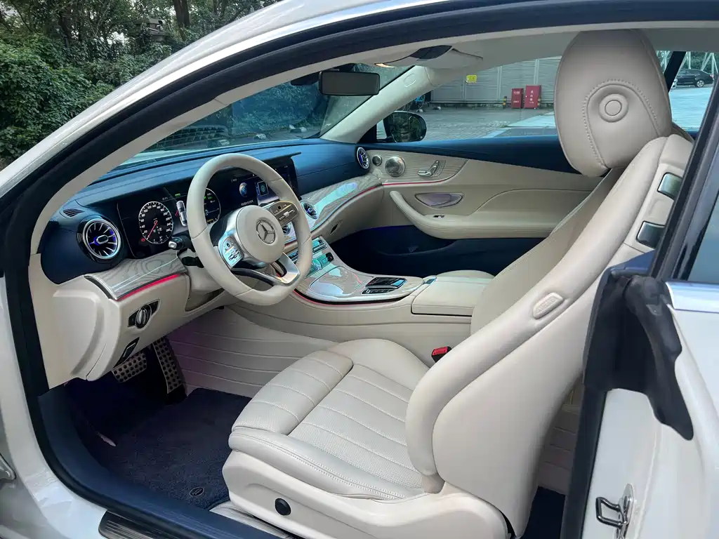 Mercedes-Benz E-Class 2020