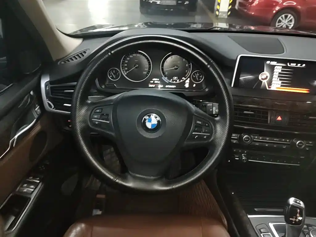 BMW X5 2015 — фото 11