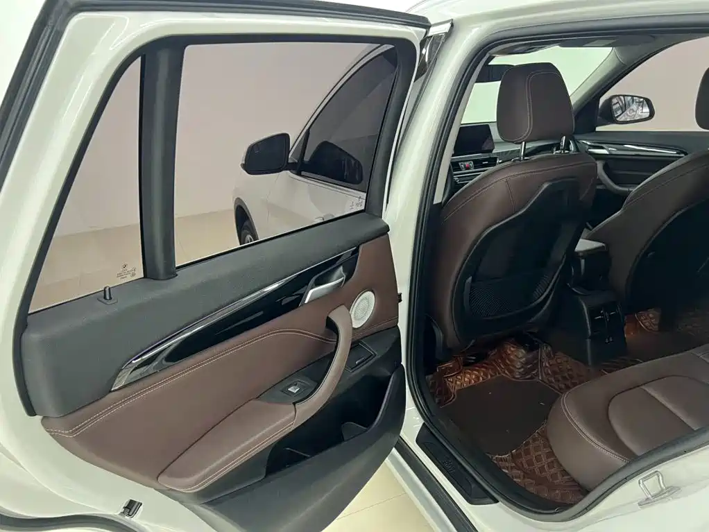 BMW X1 2022 — фото 10