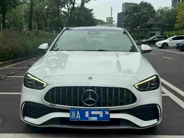 Mercedes-Benz C-Class 2022