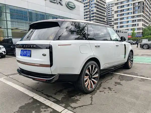 Land Rover Range Rover 2024