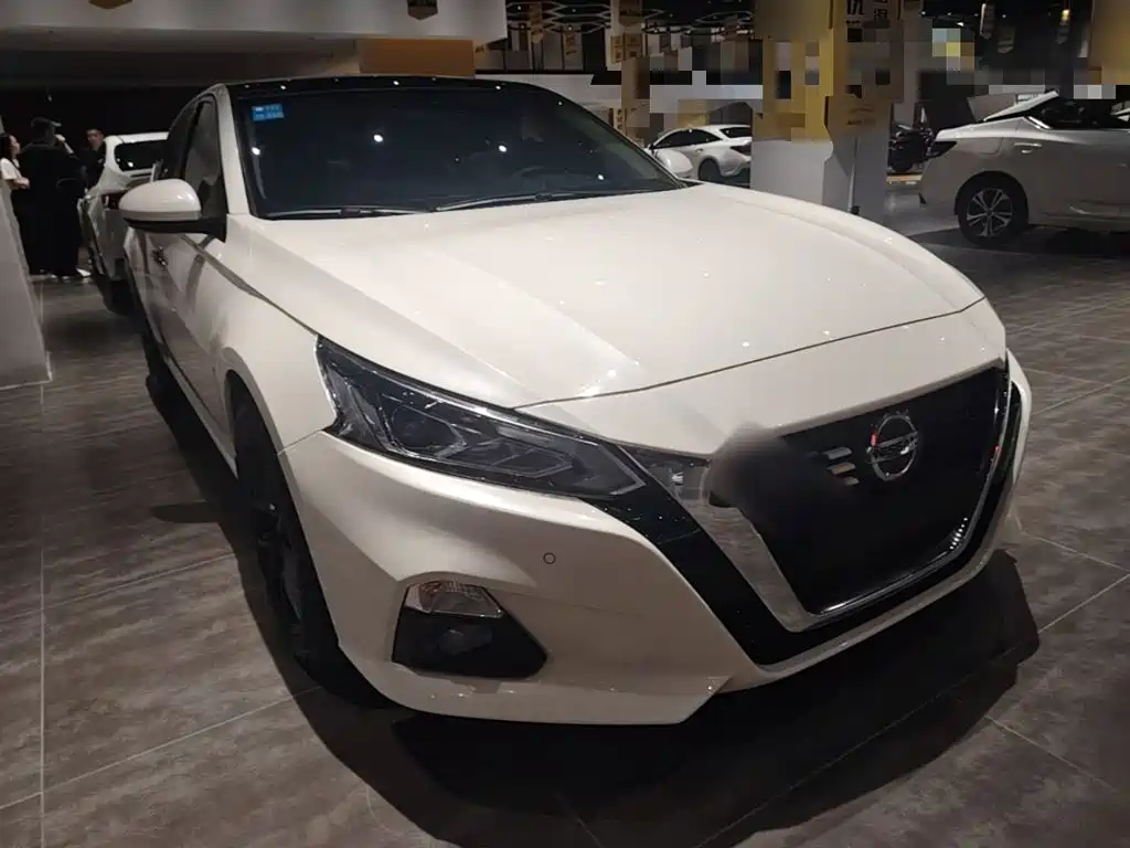 Nissan Teana 2022