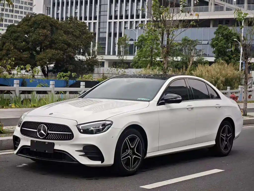 Mercedes-Benz E-Class 2021 — фото 1