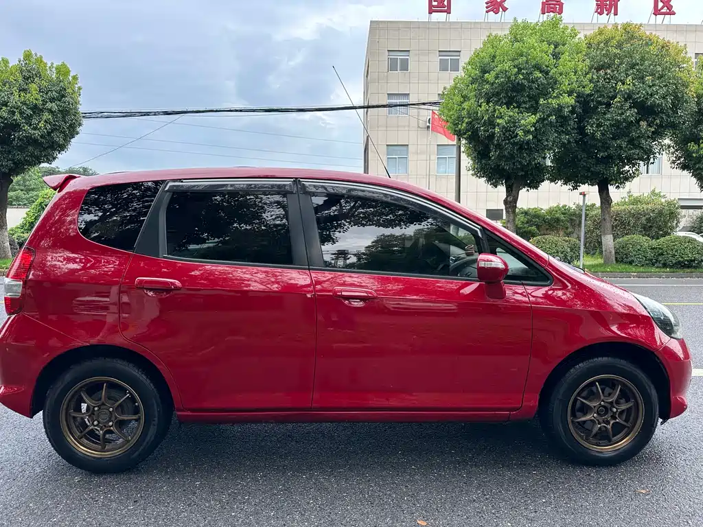 Honda Fit 2007 — фото 11