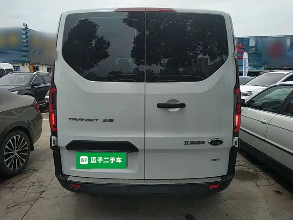Ford Transit 2024