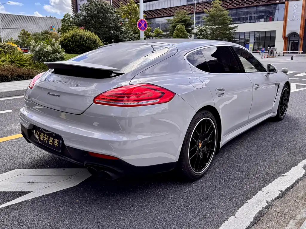 Porsche Panamera 2016 — фото 4