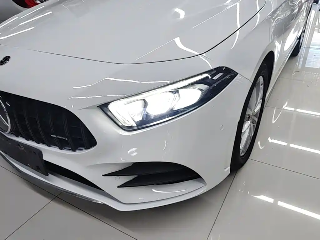 Mercedes-Benz A-Class 2020 — фото 24