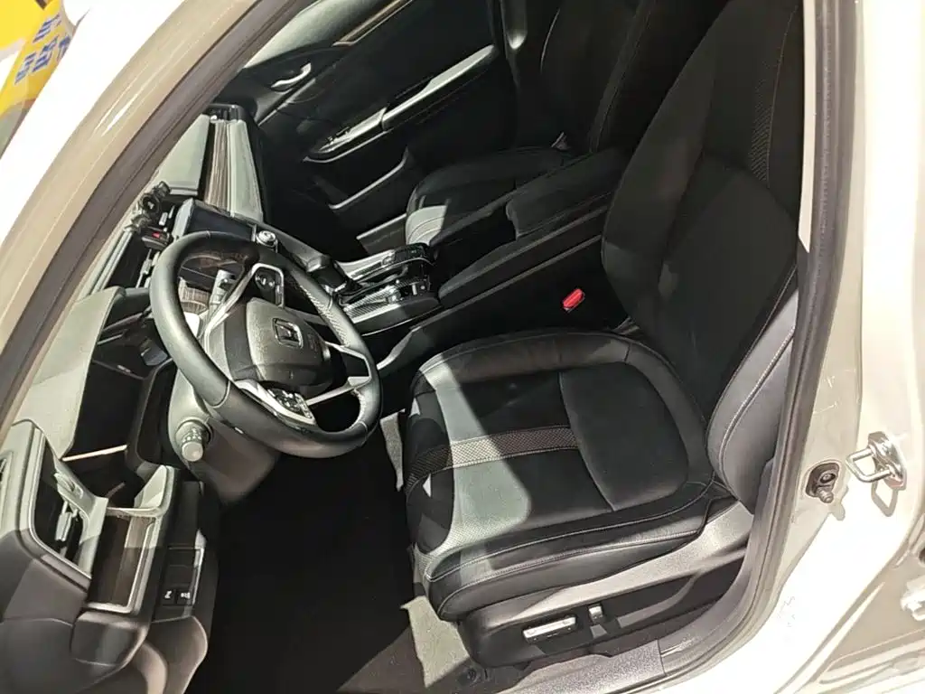 Honda Civic 2021 — фото 15