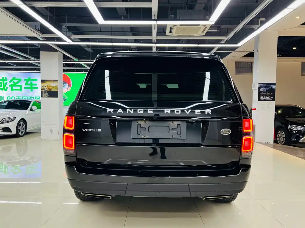 Land Rover Range Rover 2018 — фото 20