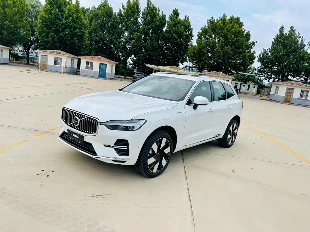 Volvo XC60 Plug-In Hybrid 2026