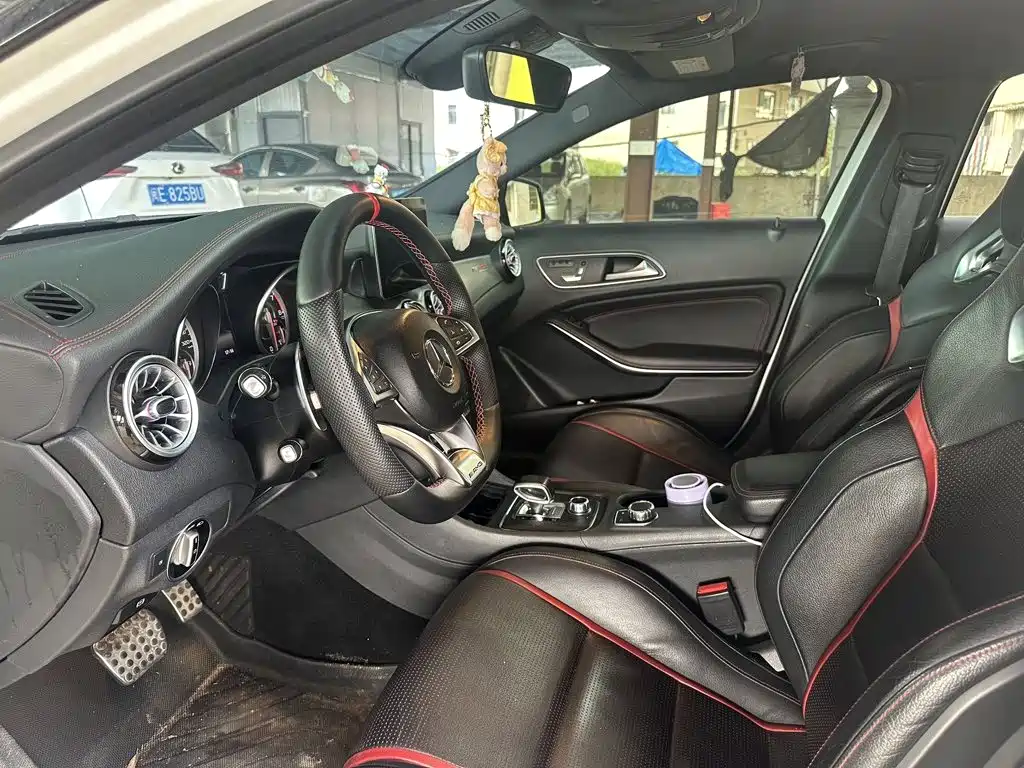 Mercedes-Benz GLA AMG 2017 — фото 4