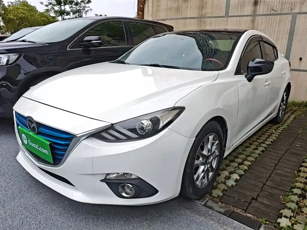Mazda 3 Axela 2016 — фото 2